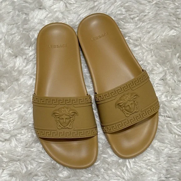 Versace tan Palazzo slides sandals size 39 - like new - Picture 3 of 7